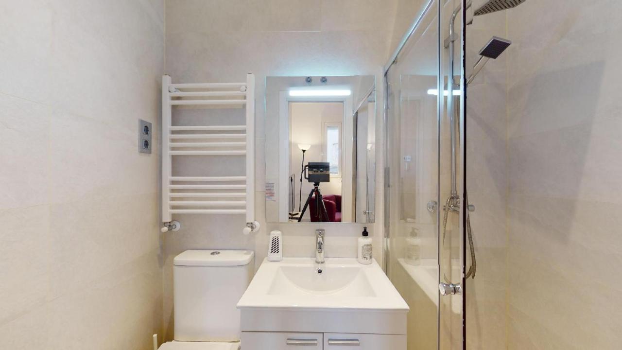 Mar De Alegria Apartment Madrid Bagian luar foto