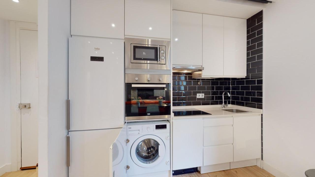 Mar De Alegria Apartment Madrid Bagian luar foto