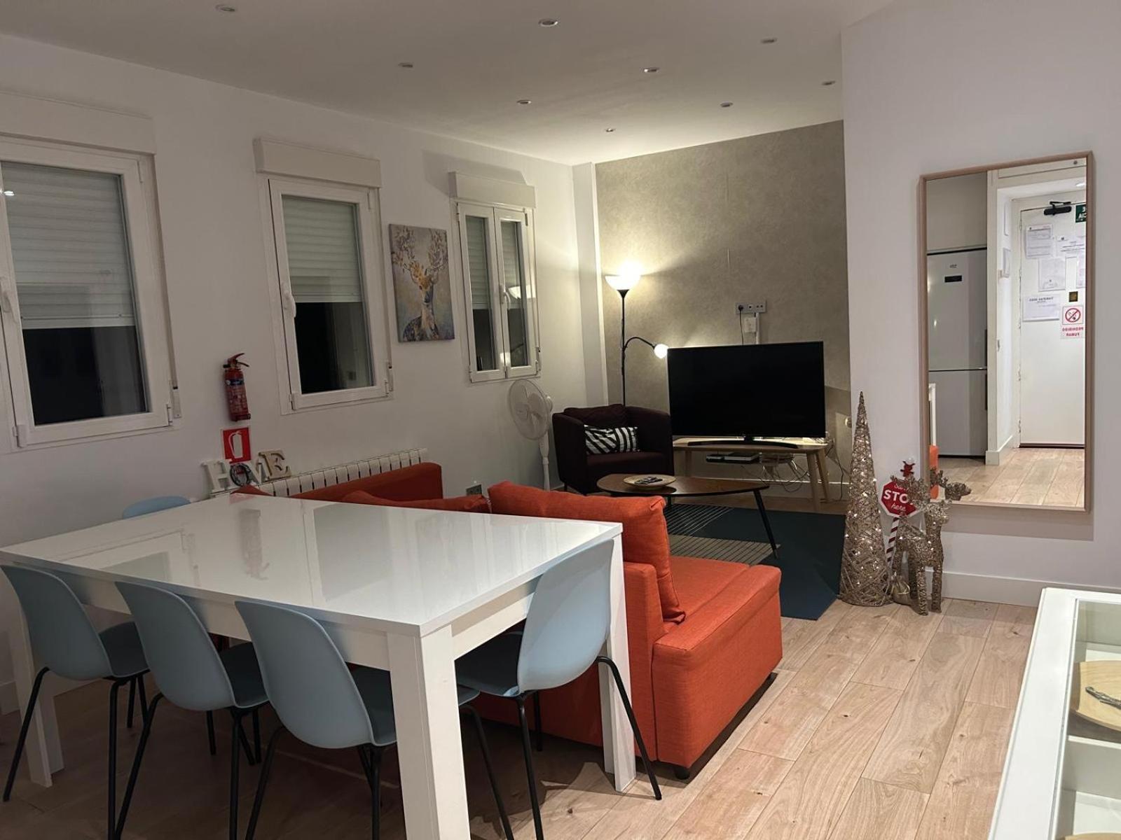 Mar De Alegria Apartment Madrid Bagian luar foto